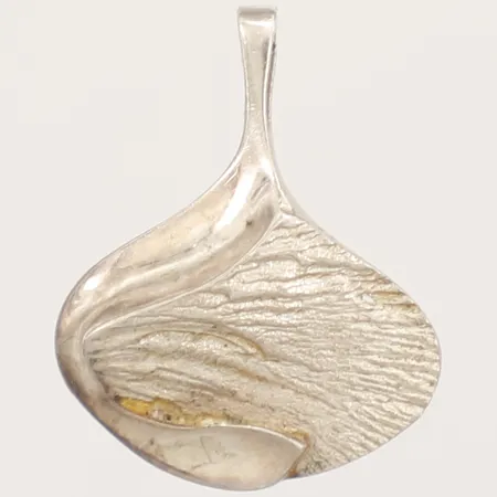 Hänge längd 20mm, inklusive ögla, bredd 16mm, 925/1000 silver Vikt: 0,9 g