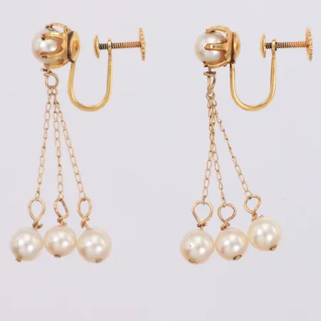 Örhängen med 8st odlade pärlor Ø5,4mm längd ca 40mm, bredd 7,4mm, skruvlås, 14K  Vikt: 4,3 g