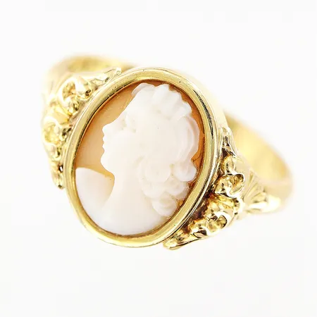 Ring Kamé stl 18¾ bredd 3-13mm 18K. Bruttovikt: 4,2gram.  Vikt: 4,2 g