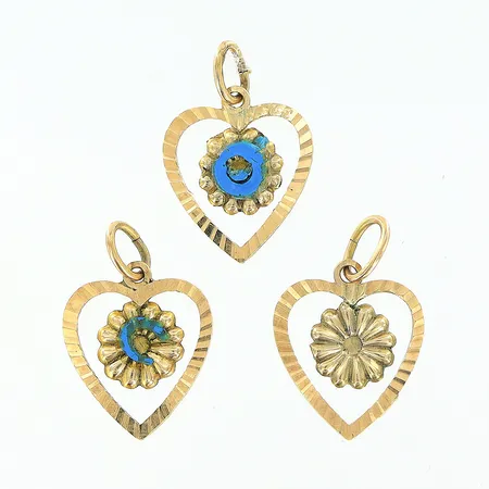 3 hängen emalj hjärta defekter 14K.  Vikt: 2,3 g