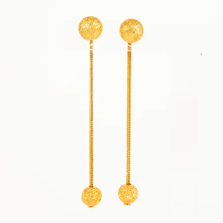 Örhängen längd 63mm, bredd 7-8mm 21K 5,2g Vikt: 5,2 g