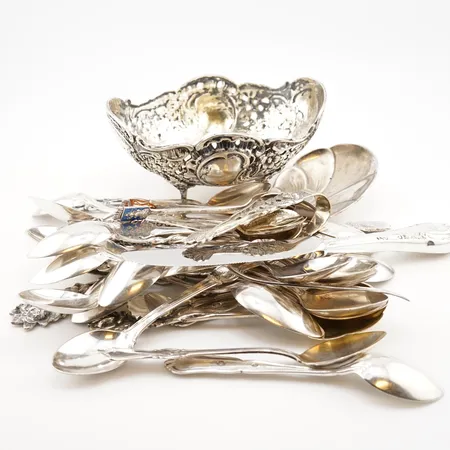 Diverse silver, 830/1000 Vikt: 572 g