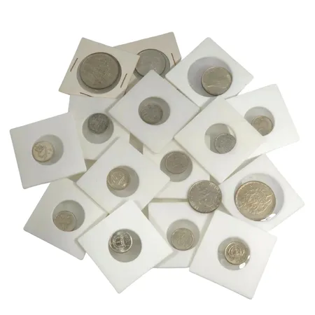 Parti silvermynt, 40-80 %, finvikt cirka 33g Vikt: 33 g