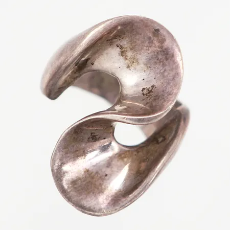 Ring stl:16¾, bredd: 5-30mm, Mexico, silver 925/1000 Vikt: 15,2 g