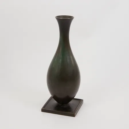 Vas Just Andersen GAB, 1930-tal, höjd 17,5cm, Brons