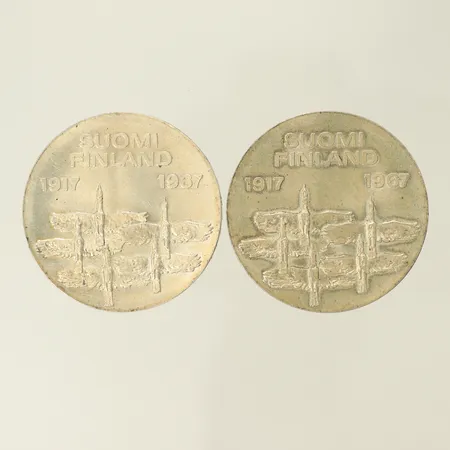 2 mynt, Suomi Finland, 1917-1967, 10 Markkaa, 900/1000 (missfärgningar) 48g Vikt: 48 g