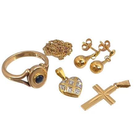 Diverse smycken, 14K guld - bruttovikt 3,8g, 18K guld - vikt 4,4g, defekter och slitage