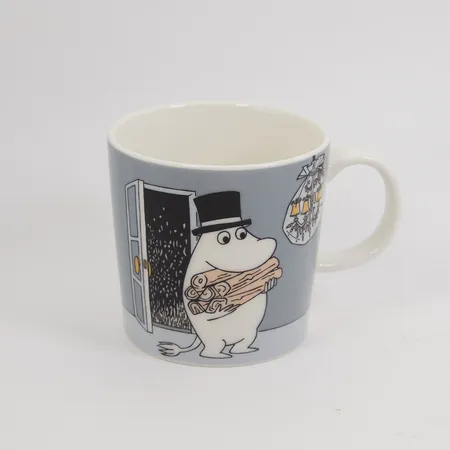 Mugg Mumin, Moominpappa, stämplad by Arabia, höjd 8cm, Ø 8cm, porslin Skickas med paket.