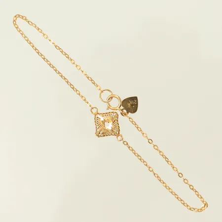 Armband längd 17cm, bredd 1-10, 21K, 1,3g