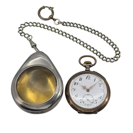 Fickur silver, 800/1000, Ø48 mm, manuell - fungerar, skyddsboett i stål medföljer Vikt: 73,3 g