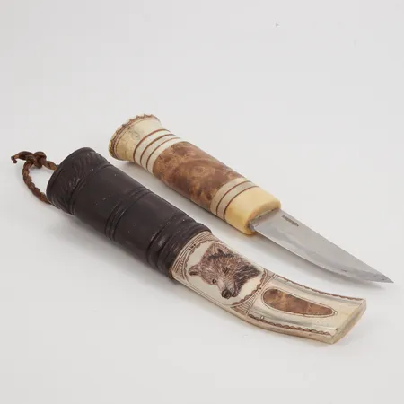 Samekniv T.Orrmalm, längd ca 18cm, bladet märkt S.Broström, knivbladets längd 8cm