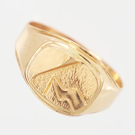 Klackring mönstrad stl:20¼ bredd: 3-17mm, något skev, 18K  Vikt: 2,5 g