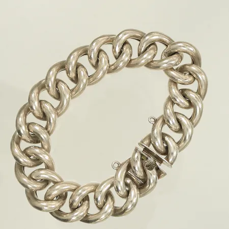 Armlänk Pansar längd 20cm bredd 17mm, ihålig, trasigt lås & saknar säkerhetskedjan, silver 830/1000-delar 37,1g