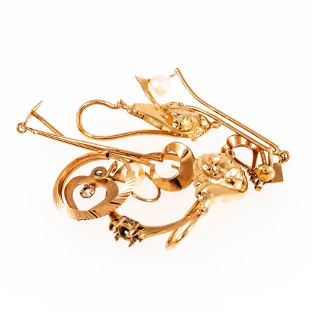 Diverse defekt guld i 18K 6,7g. 