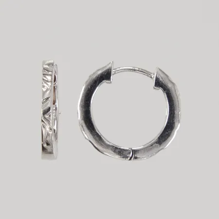 Örhängen Creoler med mönsterdekor, 15mm, clips, GHA silver 925/1000 Vikt: 2,9 g