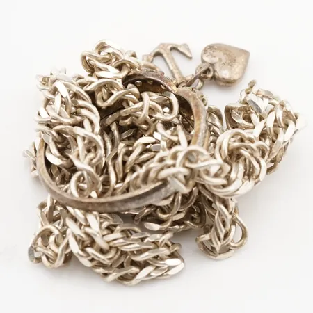 Diverse silversmycken, 925/1000 Vikt: 18 g