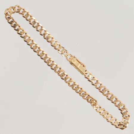 Armband 17,5cm bredd 4mm ojämnheter 18K 5,6g.