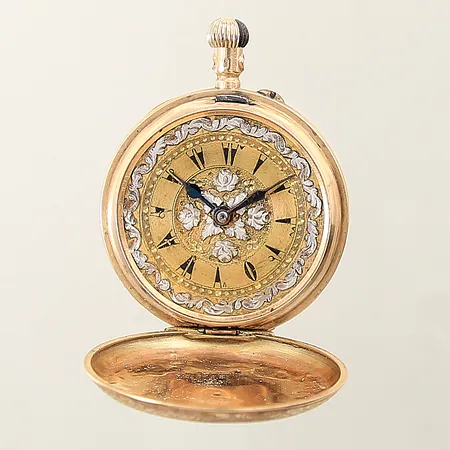 Savonette 14K Ø34mm manuell innerboett i metall boett-nr 153131, saknar glas, krona med färgbortfall 14K bruttovikt: 31,3g Vikt: 0 g