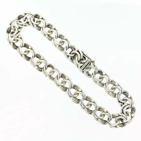 Armband Bismarck längd 20,5cm bredd 9mm Guldvaruhuset Aktiebolag Stockholm 1947, silver. Vikt: 2 g