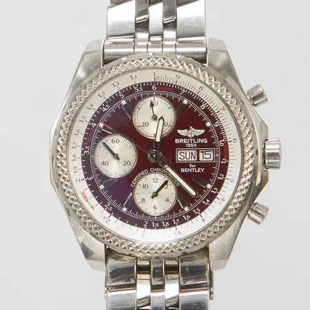 Herrur Breitling for Bentley stål automatisk 46mm, refnr A13362, serienr 2090233, kronograf, datum, stållänk, viklås, manual, tag, certifikat daterat 22/03/2006 USA, box, ytterkartong, allmänt bruksslitage, slitage på box samt ytterkartong, kudde saknas