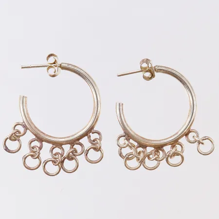 Ett par örhängen Ø16,5mm bredd 2mm Silver 925/1000.  Vikt: 4,8 g