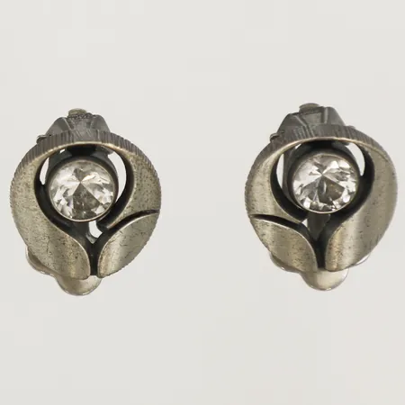 Ett par clipsörhängen Finnfeelings, Karl Laine för Sten & Laine, Ø16mm, 925/1000 silver Vikt: 6,7 g