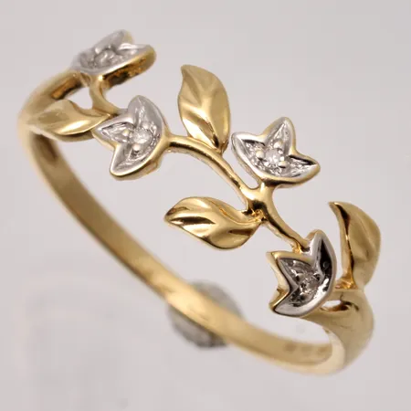 Ring stl:19, bredd 1,5-8,1mm, 4st diamanter, Ø1mm, 8/8slipad, Guldfynd, 18K, 2,31g.