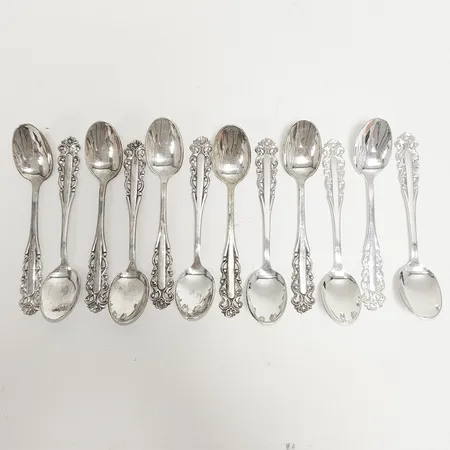 Tolv kaffeskedar, längd 11cm, 830/1000 silver Vikt: 164,1 g