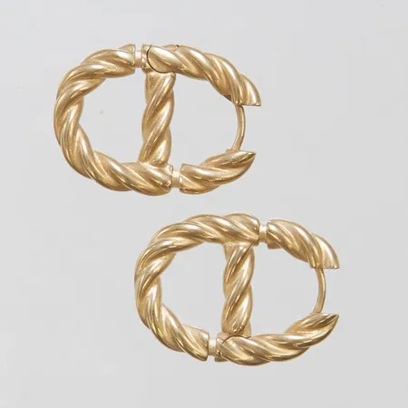 Örhängen Dior CD ca27x20mm, ref E2134WOMMT-D300, gulmetall, kvitto kopia från Dior, box.