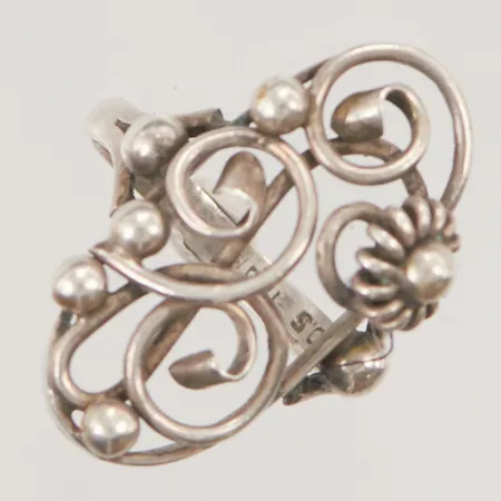 Ring stl:17¾ bredd 26mm 925/1000 Silver 4,8g.