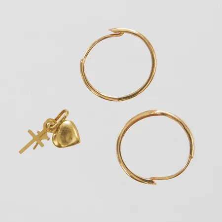 Diverse guld defekta 18K Vikt: 0,9 g