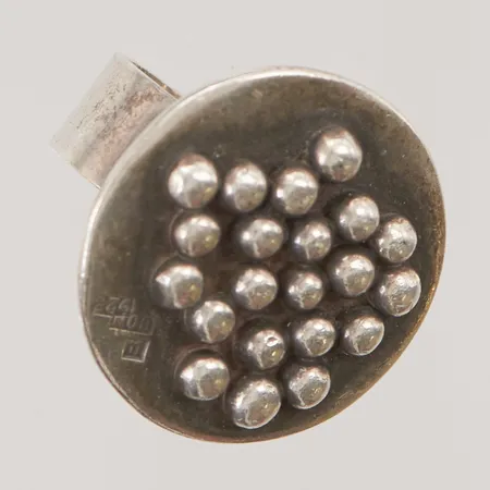 Ring stl:17, justerbar skena, bredd 24mm  Olsson Silverarbeten Ulrika, 925/1000 Silver 12,3g.