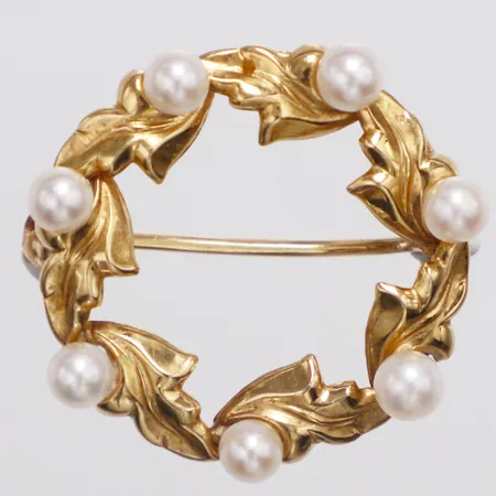 Brosch med odlade pärlor Ø22,4mm, 18K Vikt: 2,5 g