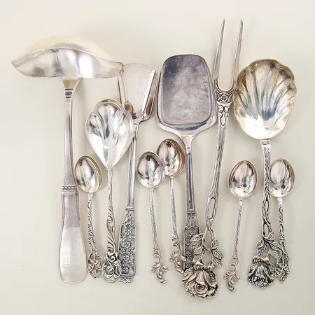 11 diverse silver bestick olika modeller 830/1000 Vikt: 214,1 g