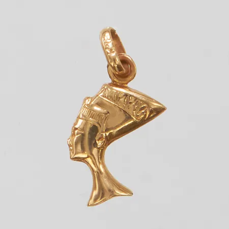 Hänge Cleopatra, längd 19mm, bredd 9mm, importstämpel, 18K, Vikt: 0,7g Vikt: 0,7 g
