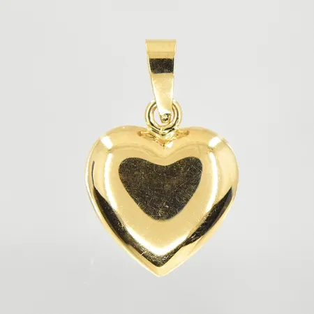 Hänge hjärta längd 17mm, bredd 12mm, 18K. Vikt: 0,6 g