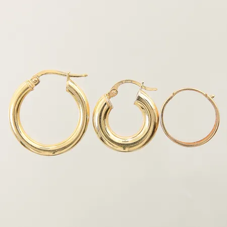 3 Udda örhängen Ø14-20mm 18K Vikt: 2,7 g