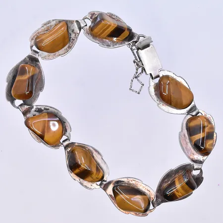 Armband med Tiger öga längd 21 cm, bredd 15 mm silver 830/1000. Vikt: 24 g