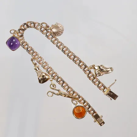 Armband Bismarck med berlocker,  längd 18,5cm, bredd 5-15mm, 18K Vikt: 17 g