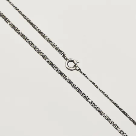 Kedja 60cm, bredd 1,6mm, oxiderad Silver 830/1000  Vikt: 5,4 g