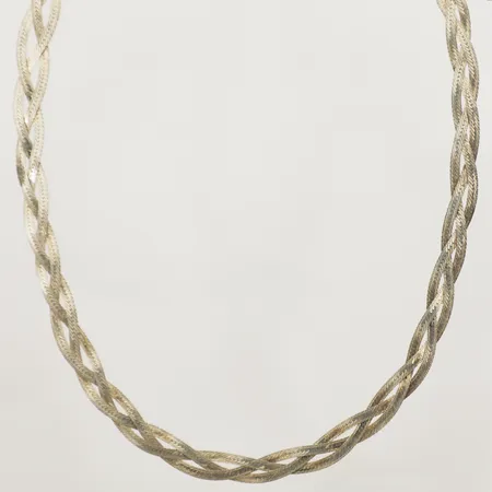 Collier flätat längd 43cm, bredd 6mm, 925/1000 silver Vikt: 12,7 g