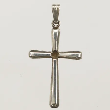 Hänge kors längd 40mm, bredd 20mm, saknar sten, silver  Vikt: 3,2 g