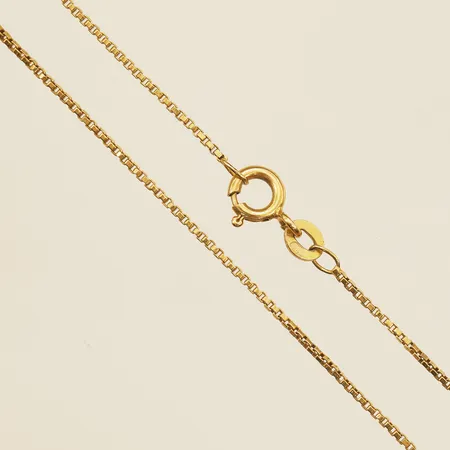 Kedja Venezia längd 51cm, bredd 1,1mm, 18K  Vikt: 4 g
