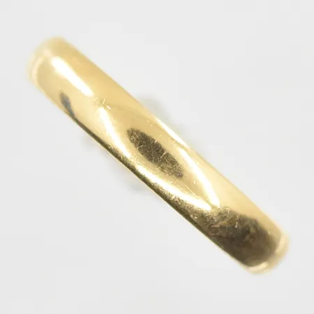 Ring Schalin stl:16¾ bredd 3mm, gravyr, 18K. Vikt: 3,9 g