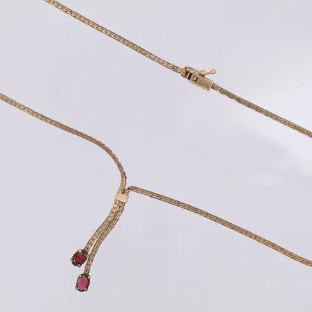 Collier med röda stenar 42cm, slitet, förgyllt silver 835/1000 Vikt: 8,4 g