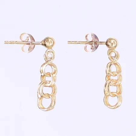 Ett par örhängen Bismarck längd 20mm, bredd 5mm, 18K Vikt: 1,3 g