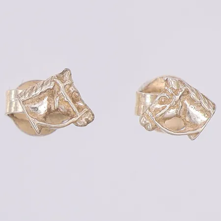 Ett par örhängen hästhuvuden 6mm, 925/1000 silver Vikt: 0,9 g