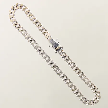 Armband Pansar längd 21,5cm bredd 5,2mm, vitguld 18K Vikt: 20,1 g