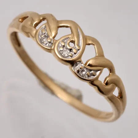 Ring stl:17 bredd 1,2-5,6mm, 3st diamanter 8/8 slipade, Guldfynd, 18K 1,37g.