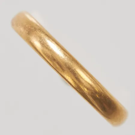 Ring slät stl:21, bredd 3,5mm, år 1931, repig, personlig gravyr, 18K, Vikt: 4,6g Vikt: 4,6 g